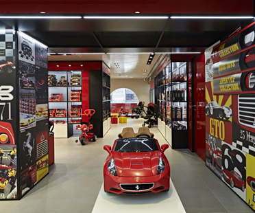 Massimo Iosa Ghini, Flagship Store Ferrari, Milan
