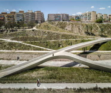 El Valle Trenzado remporte le Prix Biennal International d'Architecture Barbara Cappochin
