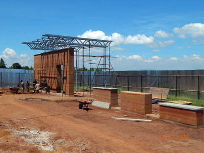 Renzo Piano, Centre de chirurgie pédiatrique Emergency (Ouganda)
