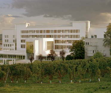 Transformation en école d'architecture du sanatorium Sabourin
