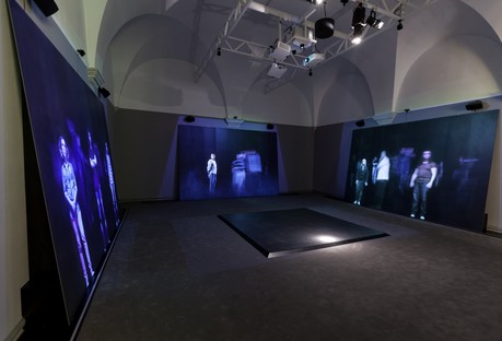 MaxFine aux Musées du Vatican avec Studio Azzurro, In Principio (e poi)
