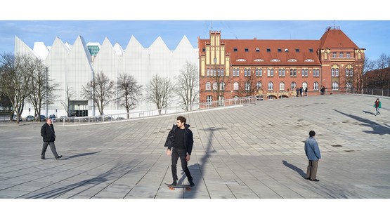 Robert Konieczny – KWK Promes, le Musée National de Szczecin est le World Building of the Year 2016
