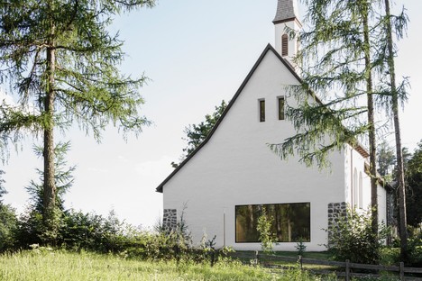 Messner Architects Église San Giuseppe nel Bosco à Stella di Renon

