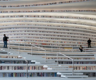 MVRDV Tianjin Binhai Library un océan de livres
