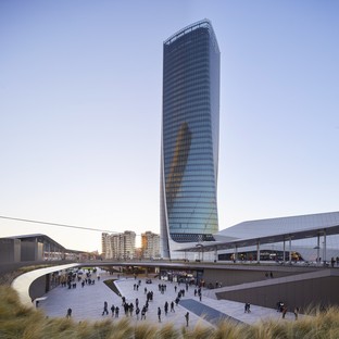 Zaha Hadid Architects CityLife Shopping District Milan
