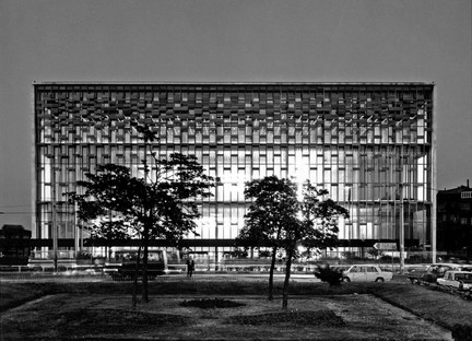 Deux expositions pour deux édifices iconiques à l’Architektur Galerie Berlin
