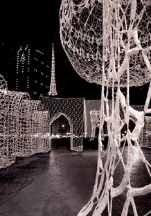 Les installations en dentelle de Choi+Shine Architects deviennent des points de repère urbains 
