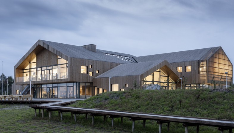 C.F. Møller Architects The Heart à Ikast Danemark
