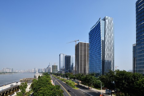 FXCollaborative une vague lumineuse pour le Fubon Fuzhou Financial Center
