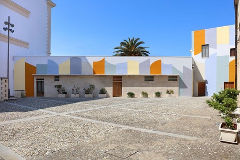 David Tremlett Wall Srufaces entre architecture et art public à Bari
