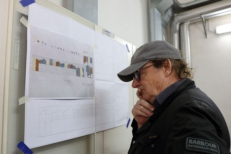 David Tremlett Wall Srufaces entre architecture et art public à Bari
