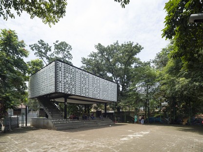 Architectures en Indonésie : une microbibliothèque et une résidence
