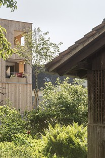 Feld72 complexe résidentiel Maierhof vivre en communauté avec vue sur les montagnes
