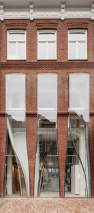 UNStudio The Looking Glass l’architecture d’une façade de la mode à Amsterdam
