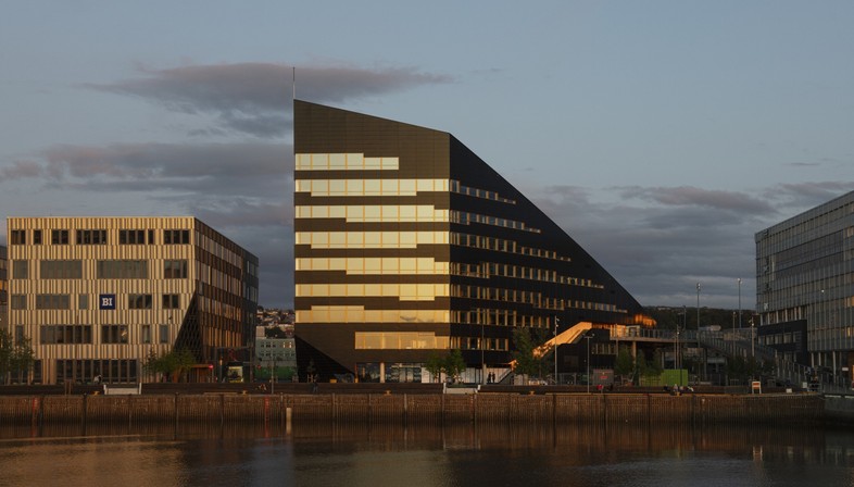 Snøhetta, un bâtiment énergétique au Nord du monde, la Powerhouse Brattørkaia
