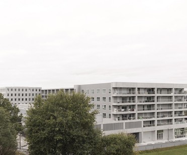 KAAN Architecten Bâtiment polyédrique à Bottière Chénaie Nantes

