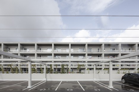 KAAN Architecten Bâtiment polyédrique à Bottière Chénaie Nantes
