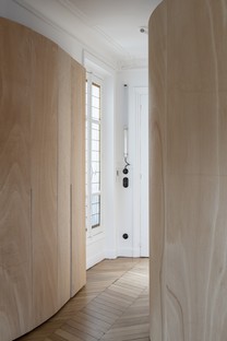 Toledano + architects Wood Ribbon design d’intérieur à Paris

