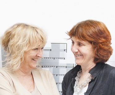 Yvonne Farrell et Shelley McNamara remportent le Pritzker Prize 2020
