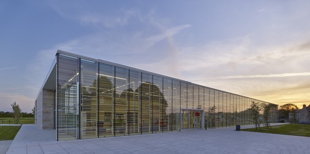 Serero Architectes Urbanistes Media Library une vitrine urbaine et paysagère à Bayeux
