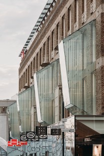 UNStudio 18 Septemberplein rénovation d’un bâtiment historique à Eindhoven
