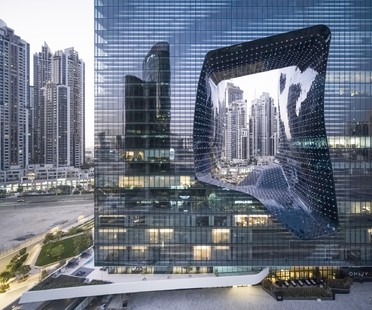 Zaha Hadid Architects ME Dubai hotel et The Opus à Dubaï
