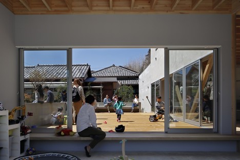 Yamazaki Kentaro Design Workshop une terrasse dans la ville Hayama House
