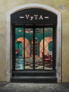 COLLIDANIELARCHITETTO design d’intérieur éclectique dans le centre historique de Rome VyTA Farnese
