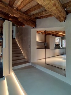 Giuseppe Tortato Architetti émotions et nouveau récit pour un attique de Padoue
