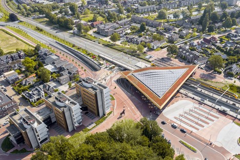 La nouvelle gare d’Assen signée par Powerhouse Company et De Zwarte Hond est achevée
