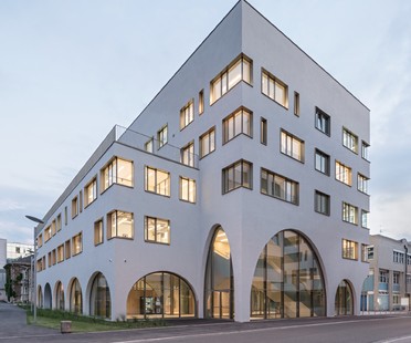 Berger+Parkkinen Associated Architects Laboratoires de l'Institut de pharmacie Salzbourg
