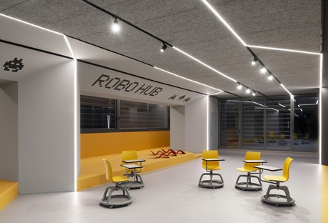 SBG architetti ROBOHUB l’atelier de robotique de l’école Curiel de Rozzano