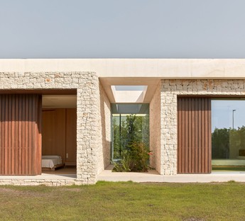 Ramón Esteve Studio construire un microcosme en harmonie avec la nature - Casa Madrigal