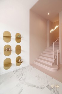 PuccioCollodoro Architetti un projet Minimal Pop pour Melania Caruso Flagship Store