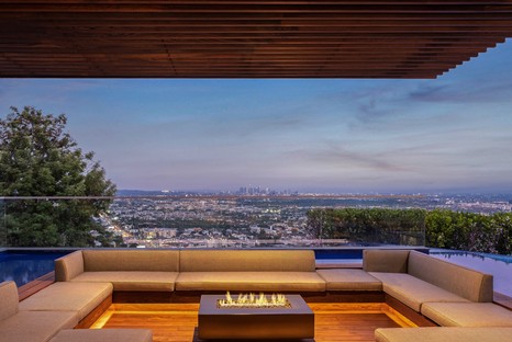 SAOTA Hillside maison avec vue sur la skyline de Los Angeles
