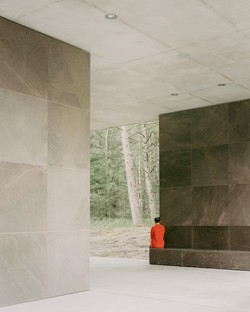 KAAN Architecten Loenen Pavilion un bâtiment commémoratif en harmonie avec la nature
