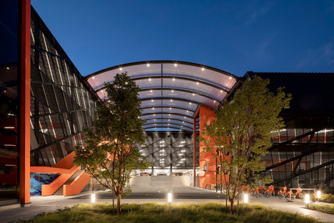 SRG Partnership imagine le NYC Garage de la Nike World Headquarters dans l'Oregon
