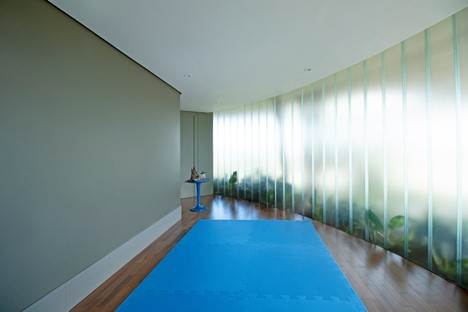 Stemmer Rodrigues Arquitetura Ananda House une maison pour le yoga