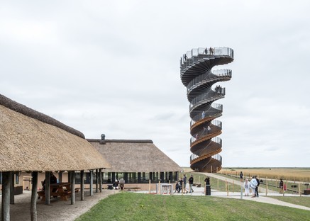 BIG Marsk Tower un nouveau point d’intérêt pour le parc national de la mer des Wadden au Danemark 