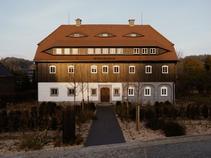 Atelier ST rénovation d'un Faktorenhaus à Schönbach
