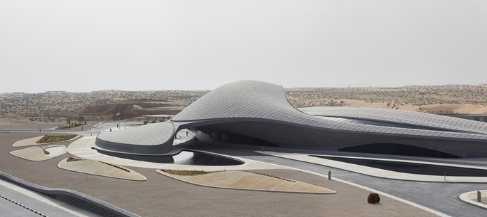 Zaha Hadid Architects siège à émissions nulles à Sharjah

