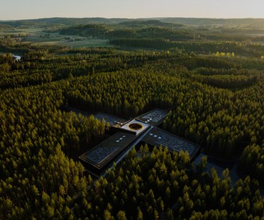BIG The Plus une usine en plein cœur de la forêt norvégienne
