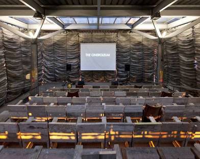 Cineroleum, projet d'un cinéma temporaire à Londres
