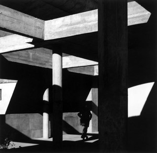 exposition LUCIEN HERVÉ - Le Corbusier en Inde -
