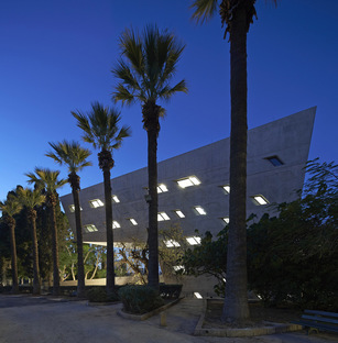 Zaha Hadid Architects, Issam Fares Institute, Beyrouth 

