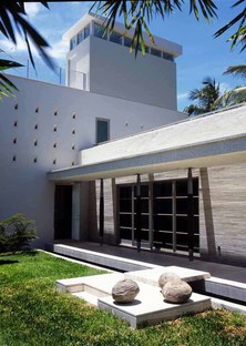 Luis Pons Design Lab, 4600 North Bay Road Residence Miami
