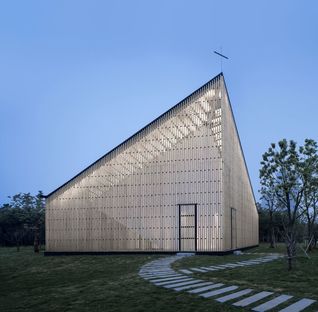 Le cabinet AZL Architects réalise la Nanjing Wanjing Garden Chapel
