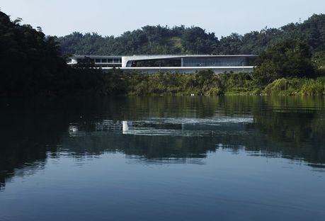Norihiko Dan & Associates réalise l’office du tourisme du Sun Moon Lake à Taïwan
