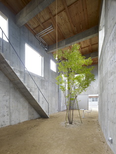 La Maison de Yagi par Suppose Design Office et Ohno Hirohumi
