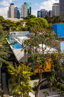 spbr arquitectos : maison pour le week-end à Sao Paulo
